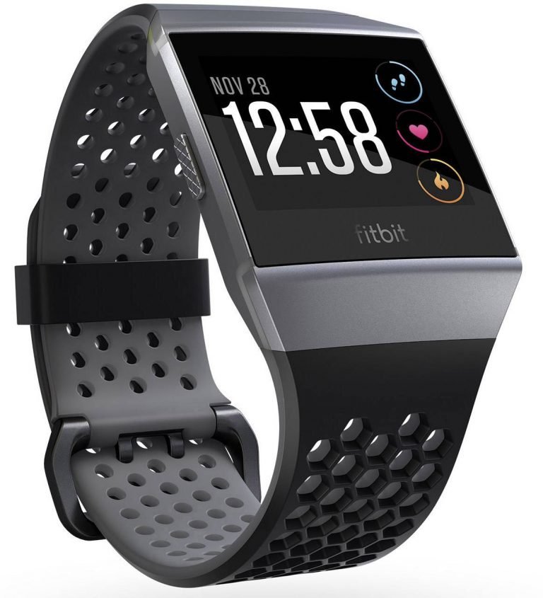 The 6 Best Fitbit for Women in 2020 By Experts