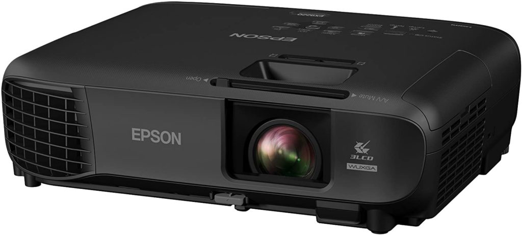 Epson Pro EX9220 1080p+ WUXGA 3,600 lumens color brightness 